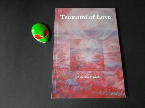 TSUNAMI OF LOVE 