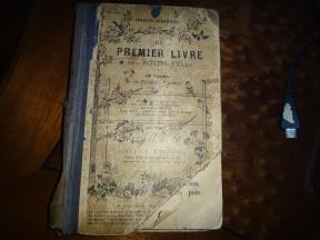 premier livre des petites filles