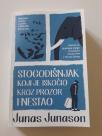 Stogodišnjak koji je iskočio kroz prozor i nestao