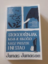 Stogodišnjak koji je iskočio kroz prozor i nestao