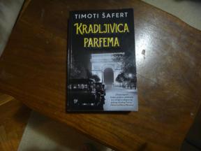 Kradljivica parfema