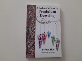 A Beginner s Guide to Pendulum Dowsing