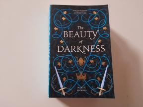 Lepota tame na engleskom jeziku